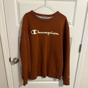 Champion rust large sweatshirt